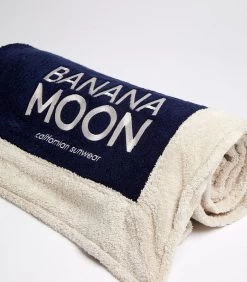 Banana Moon Strandlaken Marineblauw Lanza Towely