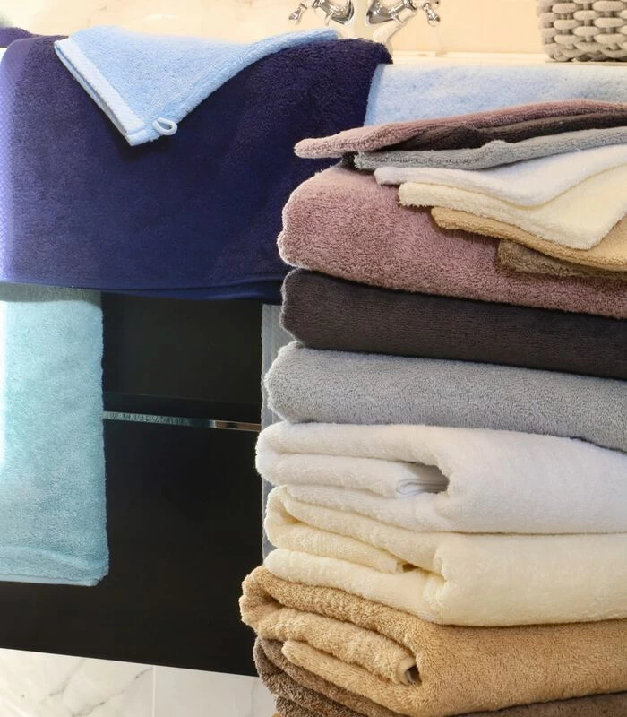 Set Van 2 Luxe Katoenen Badstof Toilethandschoenen ESSENTIELLE - Afbeelding 3